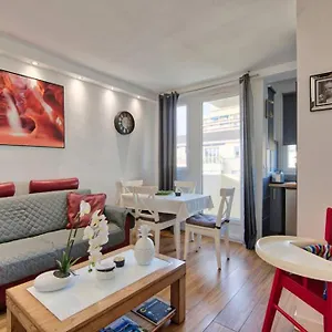https://la-pointe-des-catalans.fr-provencehotel.com