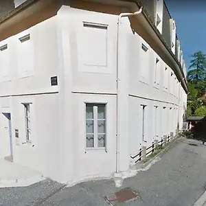 https://cauterets-studio-4-personnes-idalement-situ.midi-pyreneeshotels.com